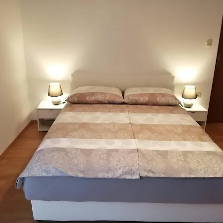 Appartement Boris-30m From *